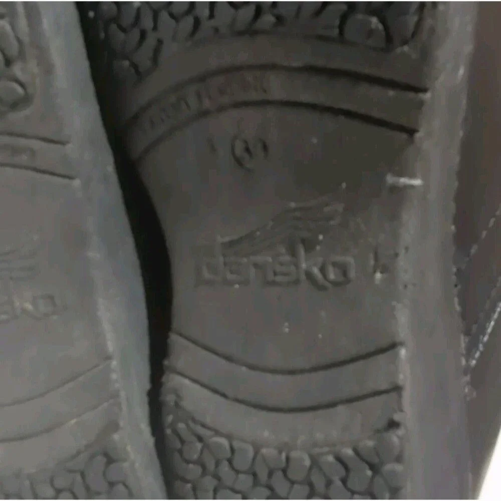 Dansko Nursing Clogs Women  EU39 US 8.5 Black Shoes Medical Professional 3959100